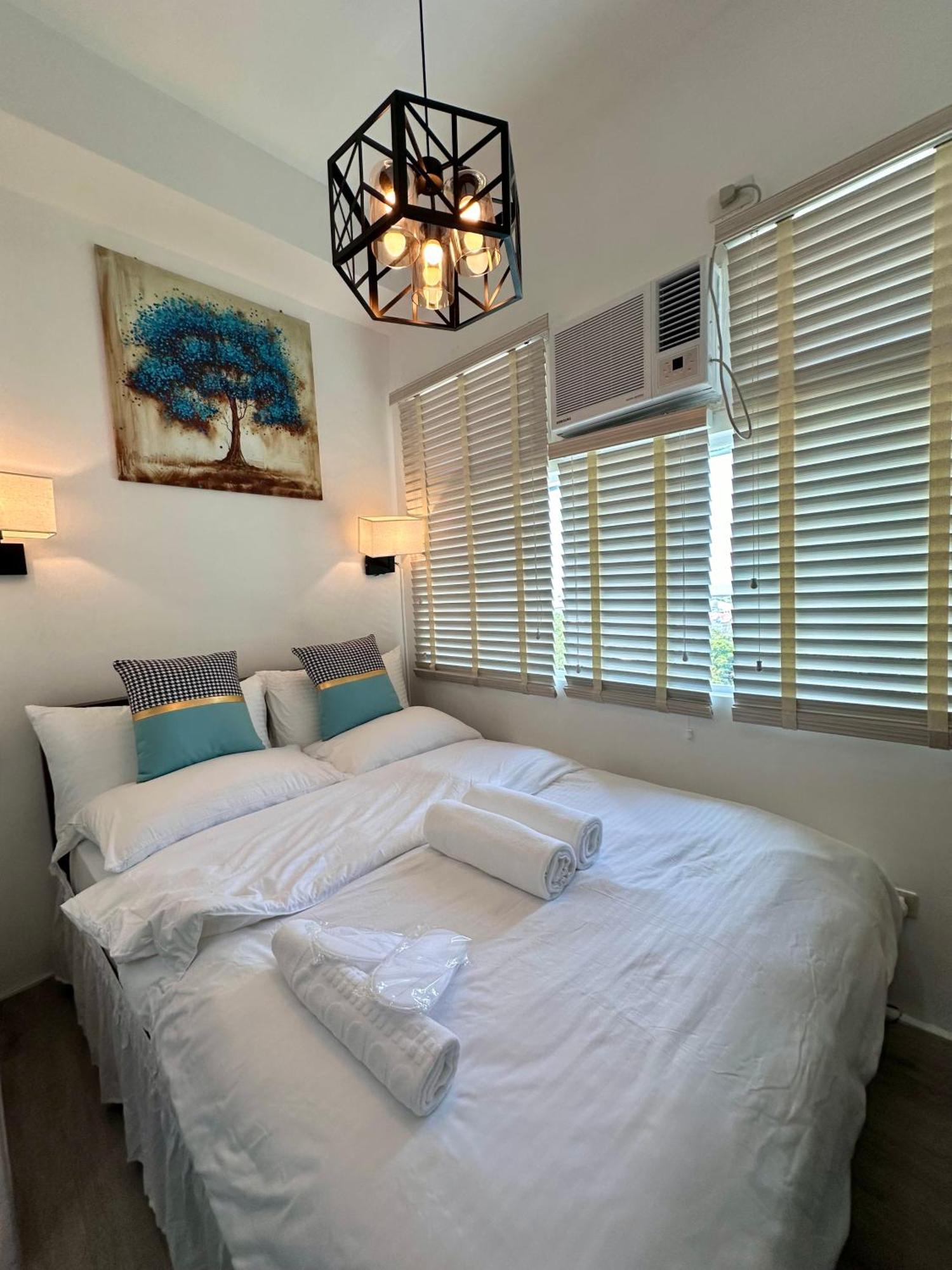 Studio One Condominium, Alabang - Bluu - Fiber Wi-Fi, Netflix-Ready Muntinlupa City Экстерьер фото